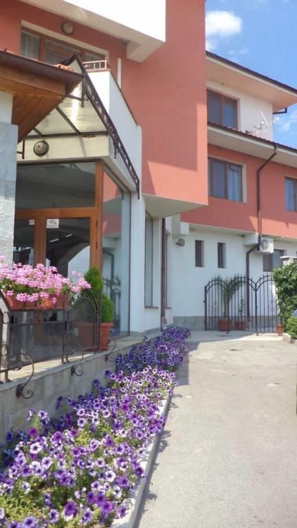 Happy Ring Guest Rooms Chaskowo Exterior foto